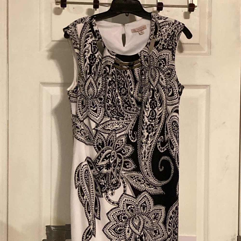 Black/white with silver neck detail, dress barn dress 10P